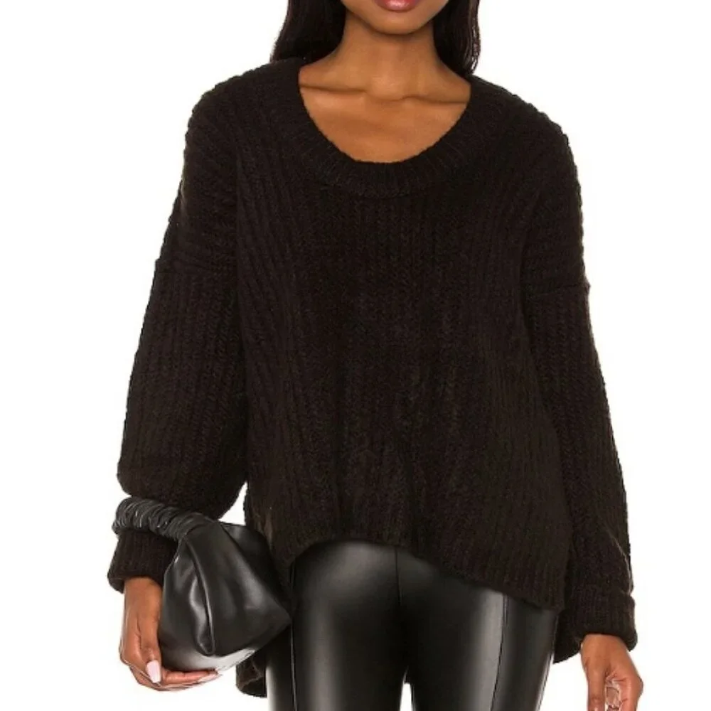 Free People Blue Bell V-Neck Sweater – Black, Size XS (NWT)